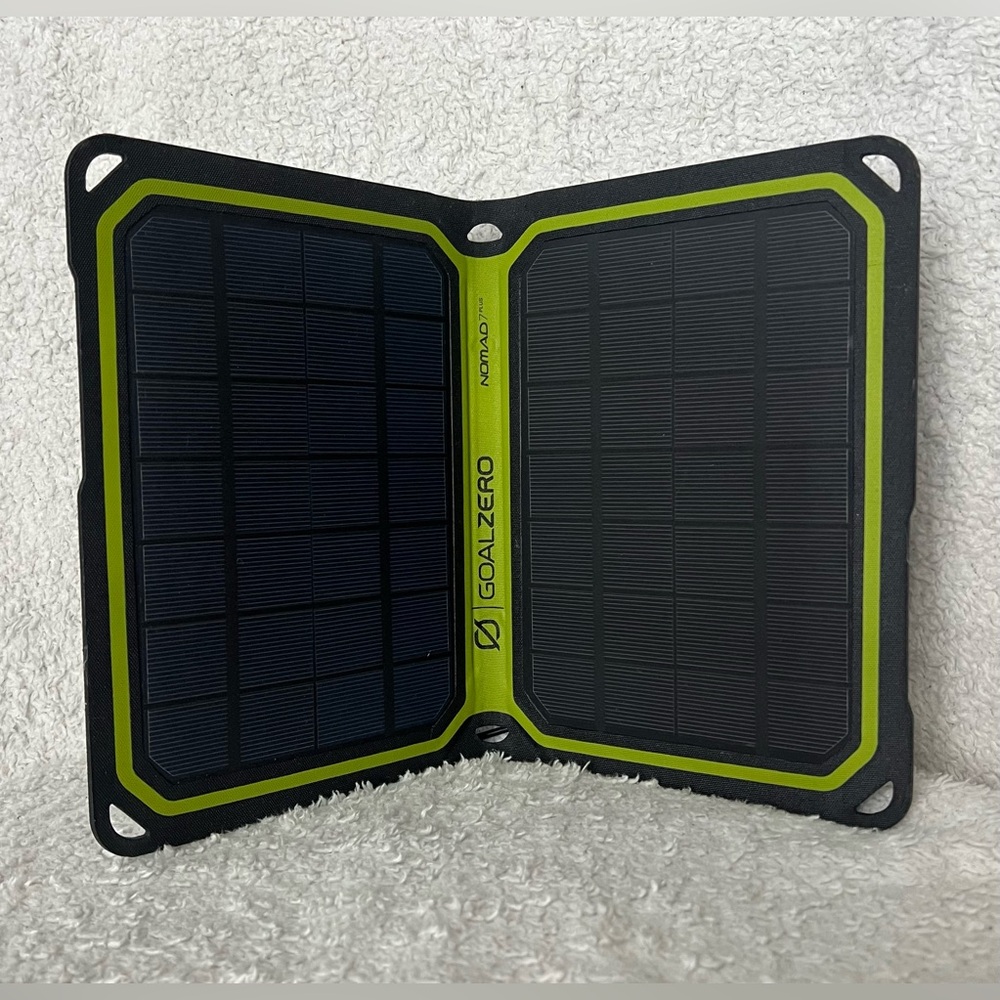 Goal Zero Nomad 7 Plus Portable Solar Power Panel Charger
